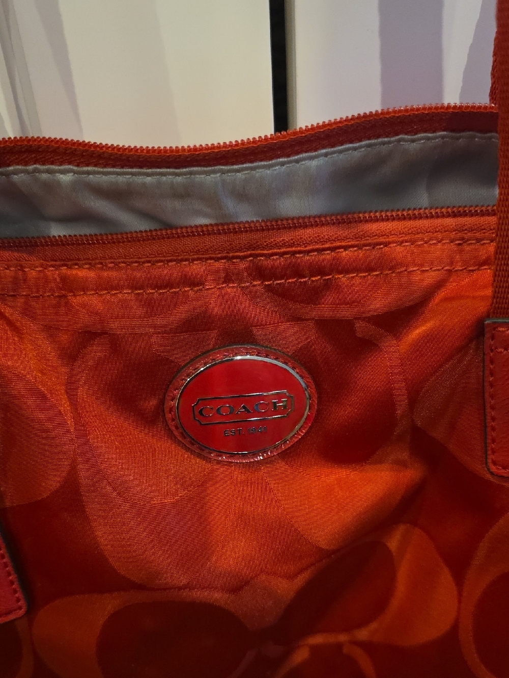 Coach Extra LARGE RED NYLON TOTE - Picture 3 of 7